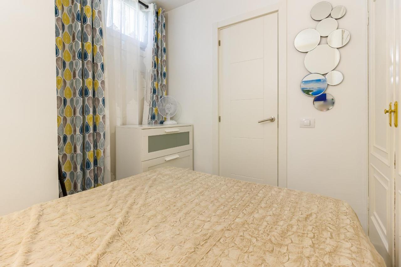 Fantasticstylish & Aircon, Near Lasamericas Apartment Playa de las Americas (Tenerife)